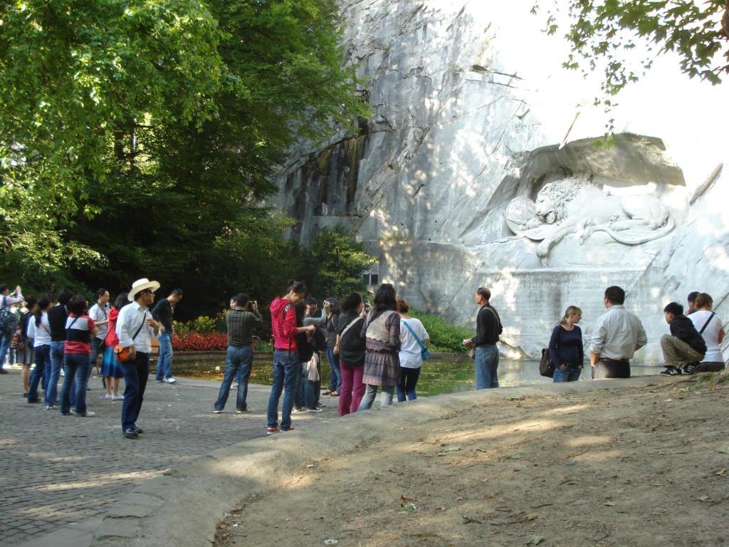 Hostel Lion Lodge Luzern מראה חיצוני תמונה