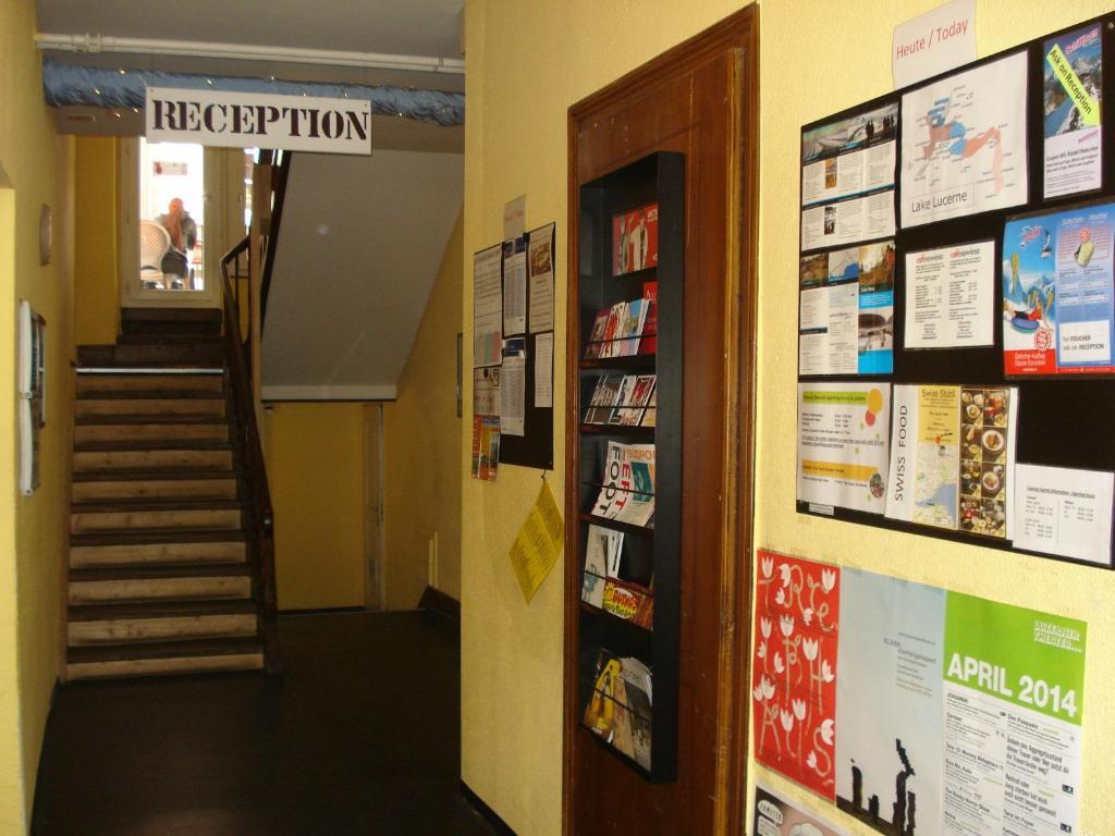 Hostel Lion Lodge Luzern מראה חיצוני תמונה